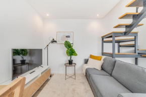 Campolide Duplex Apartments